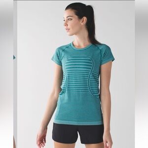 Lululemon Swiftly Tech Short sleeve